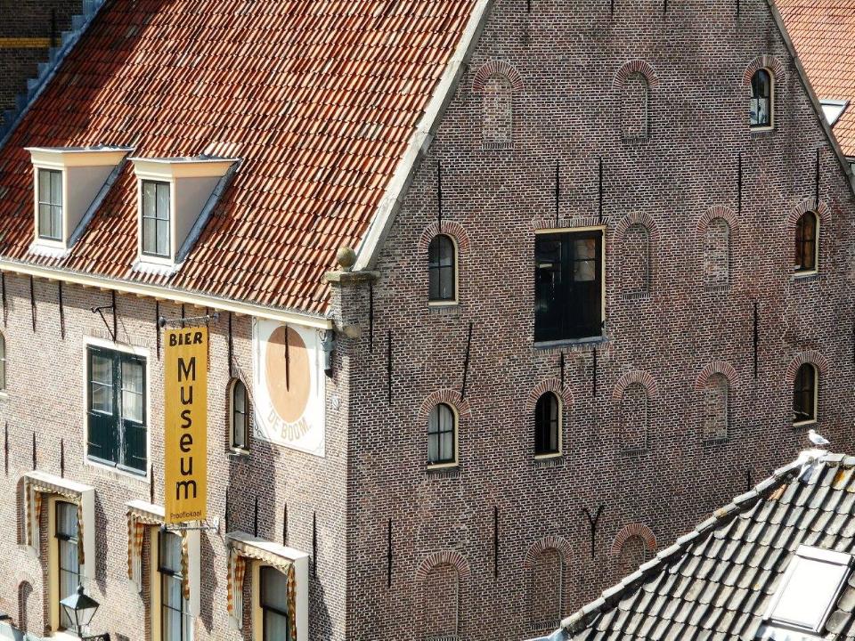 buitenaanzicht biermuseum de boom